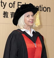 Liz Jackson 教授